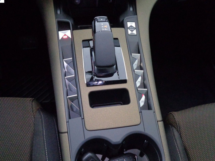 DS DS7 Crossback