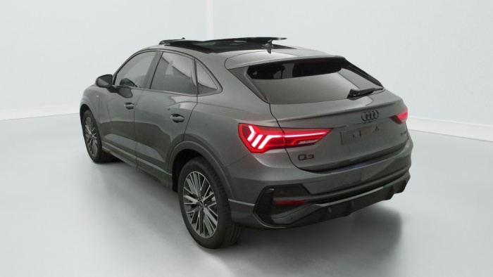 AUDI Q3 SPORTBACK