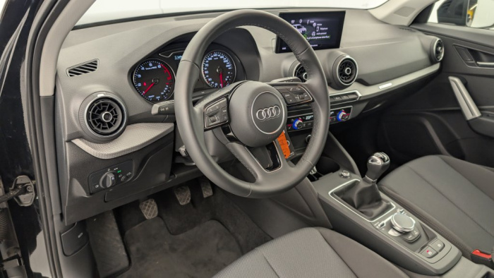 AUDI Q2