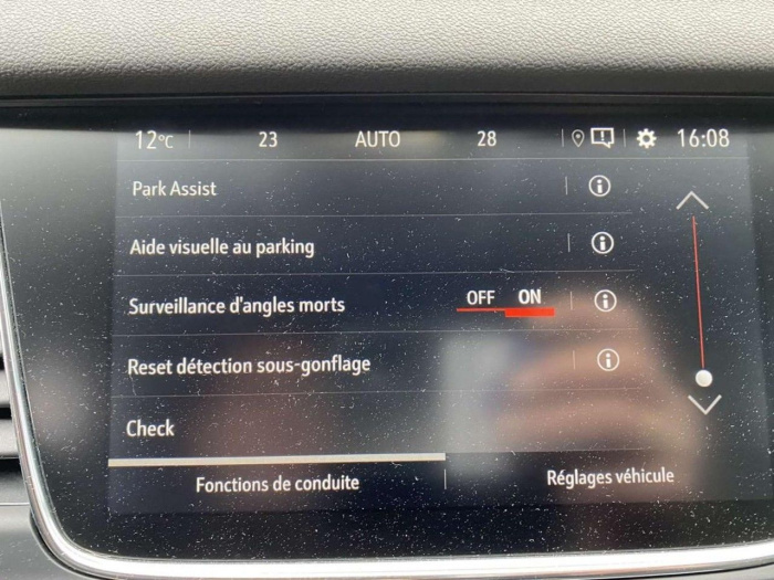 OPEL GRANDLAND X