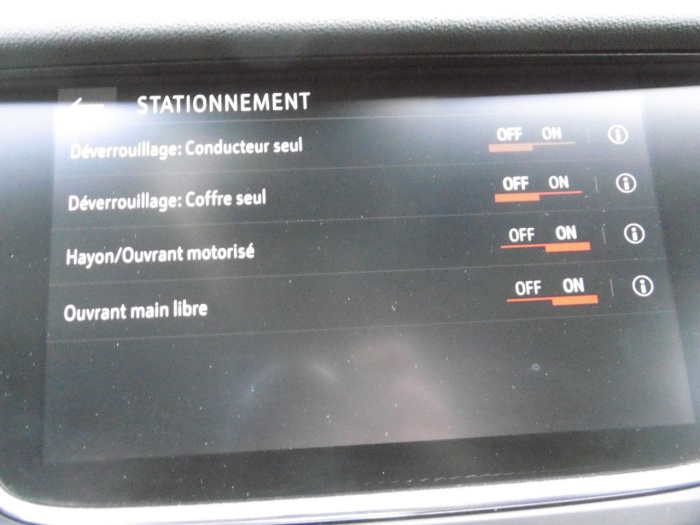 OPEL GRANDLAND X