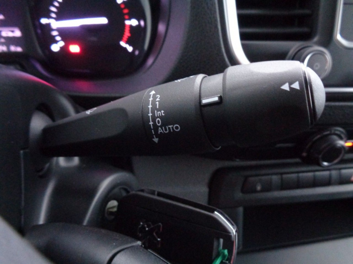 PEUGEOT EXPERT CABINE APPROFONDIE