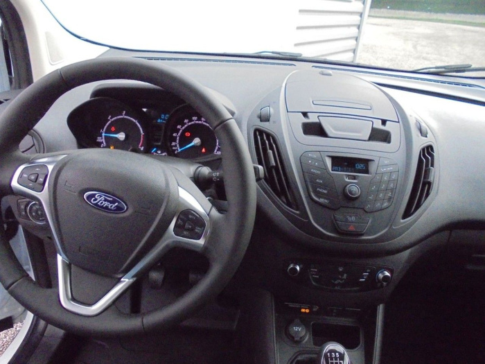 FORD TRANSIT FOURGON
