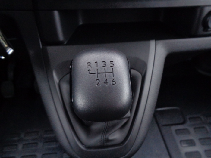 PEUGEOT EXPERT CABINE APPROFONDIE