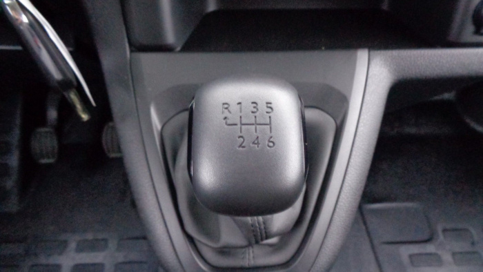 PEUGEOT EXPERT CABINE APPROFONDIE