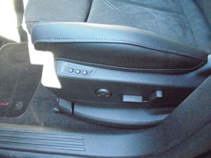 DS DS7 Crossback